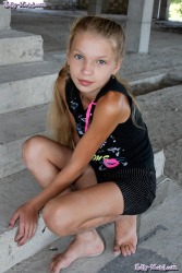 Kid Models Agency Model Holly Set 84 (28).jpg